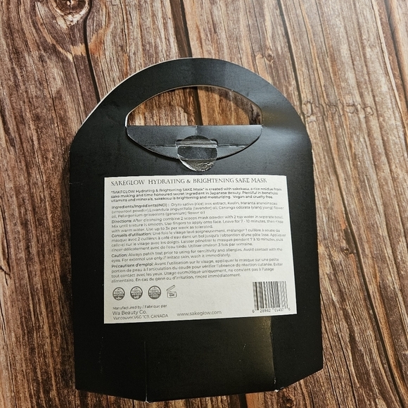 Sakeglow Hydrating & Brightening  Sake Mask - Picture 3 of 3